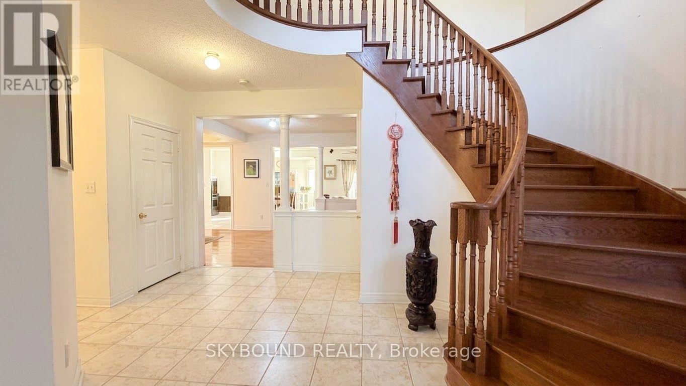 3777 Quiet Creek Drive, Mississauga, ON, L5M 8A9 - 3