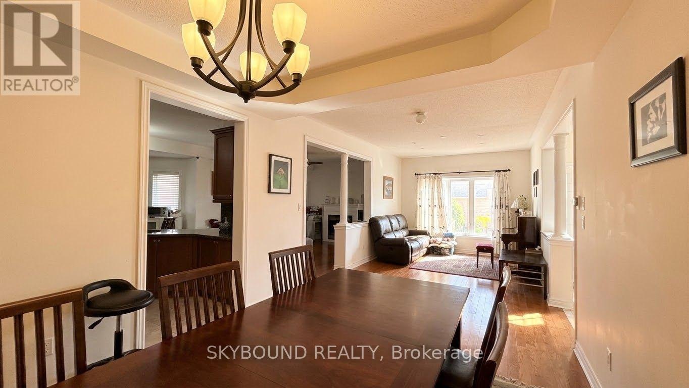 3777 Quiet Creek Drive, Mississauga, ON, L5M 8A9 - 8