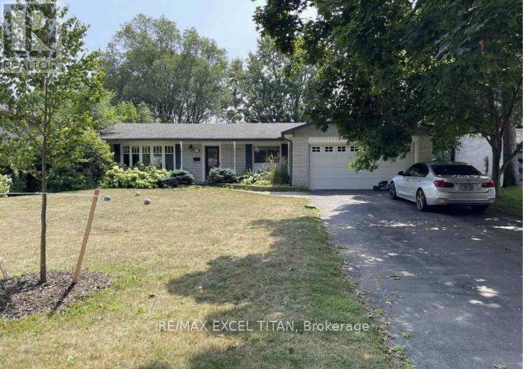 1566 Venetia Drive, Oakville, ON, L6L 1K7