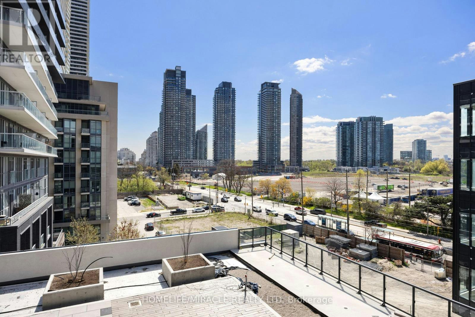 607-38 Annie Craig Drive, Toronto, ON, M8V 0G9 - 32