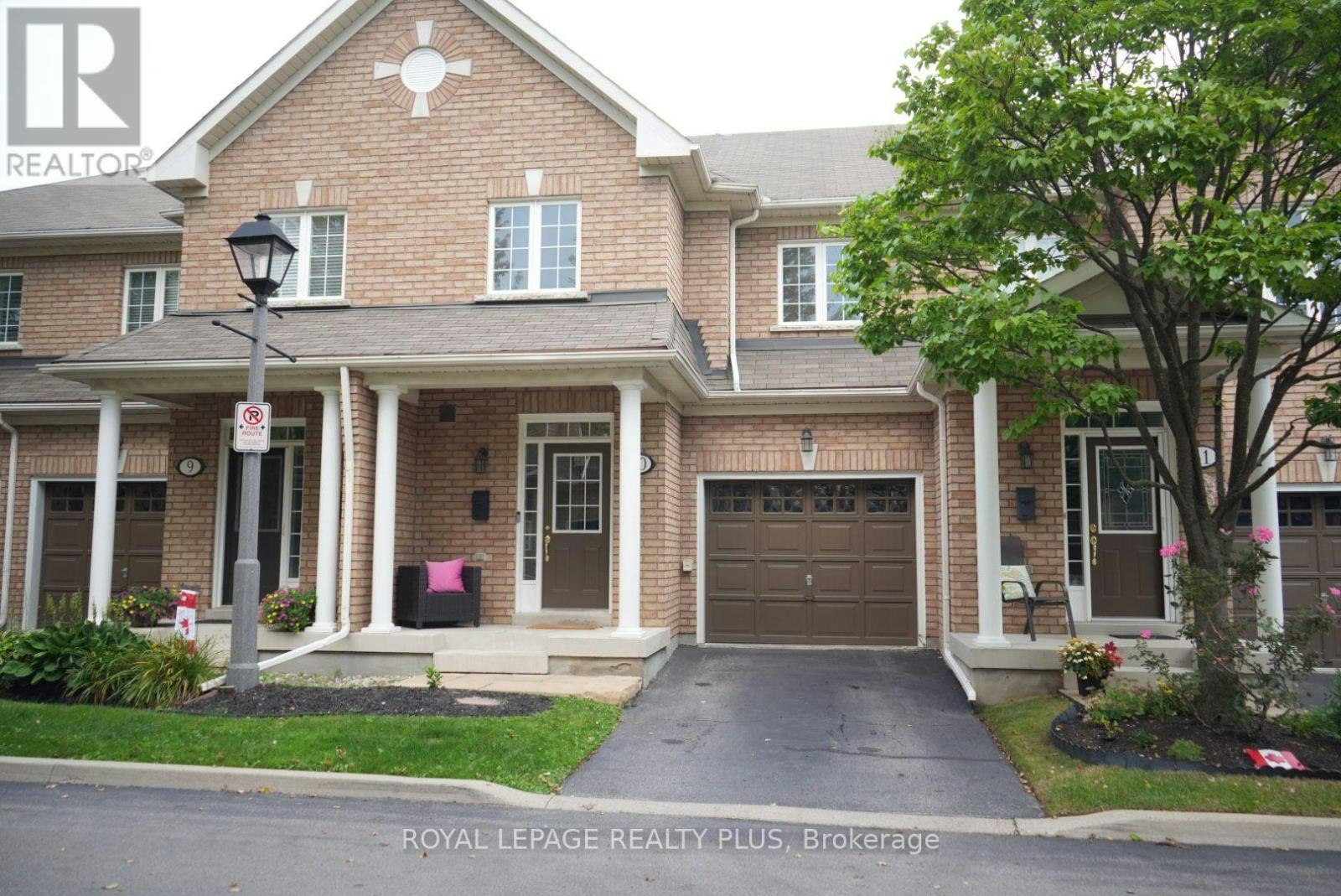 10-2410 Woodward Avenue, Burlington, ON, L7R 1T9