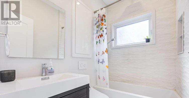 122 Allenby Avenue, Toronto, ON, M9W 1T3 - 17