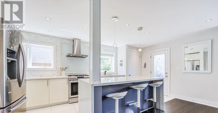 122 Allenby Avenue, Toronto, ON, M9W 1T3 - 4