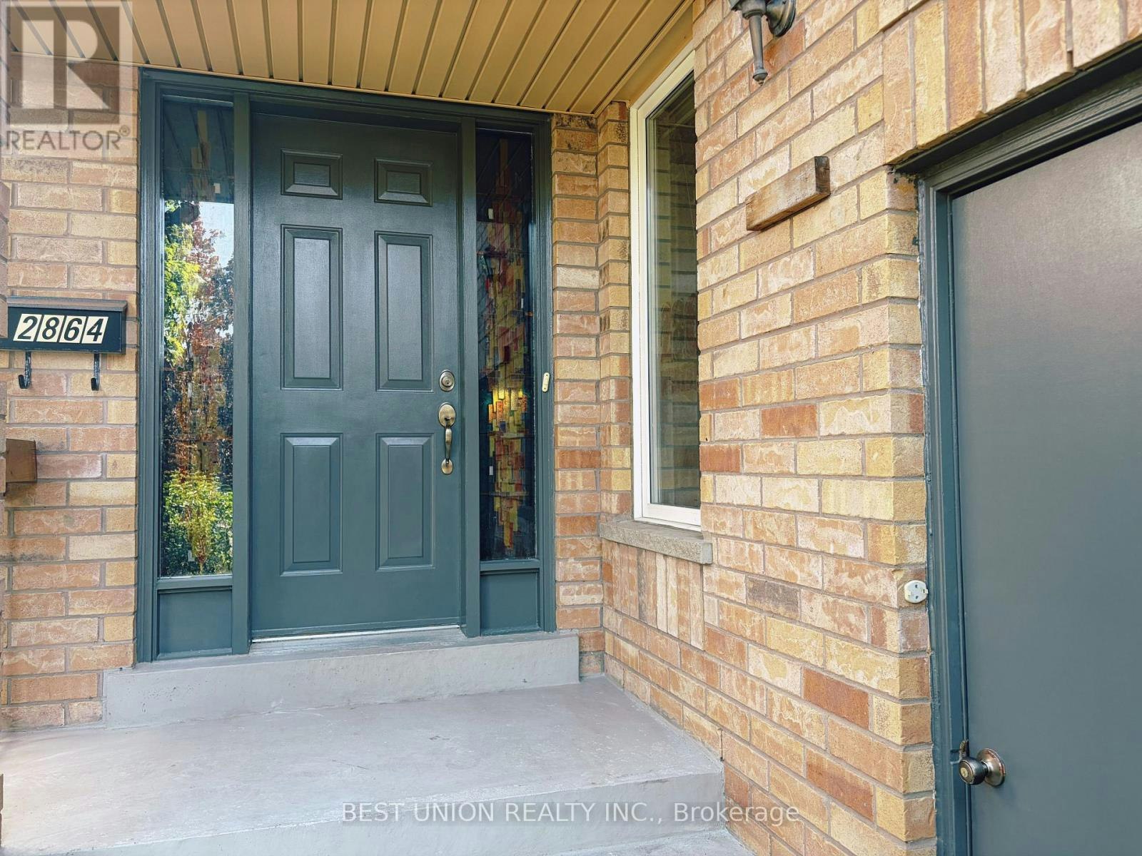 2864 Westbury Court, Mississauga, ON, L5M 6B3