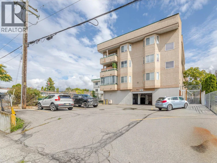 204-865 Main Street, Penticton, BC, V2A 5E3 - 27