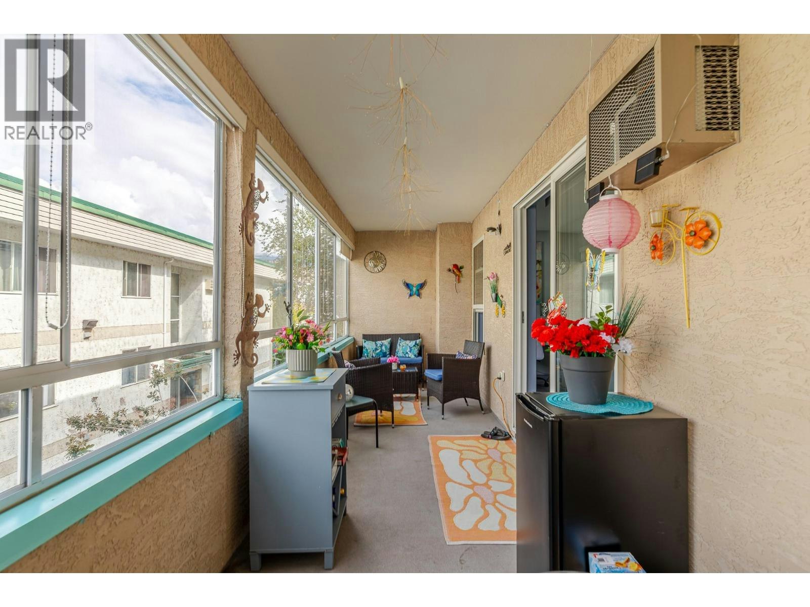 204-865 Main Street, Penticton, BC, V2A 5E3 - 13