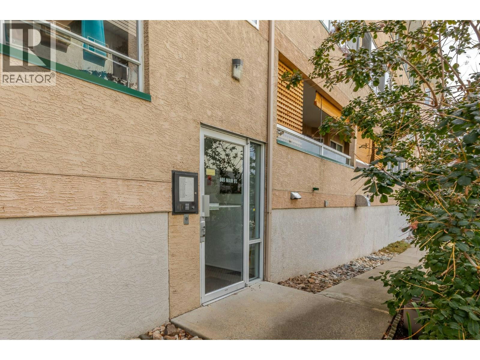 204-865 Main Street, Penticton, BC, V2A 5E3 - 26