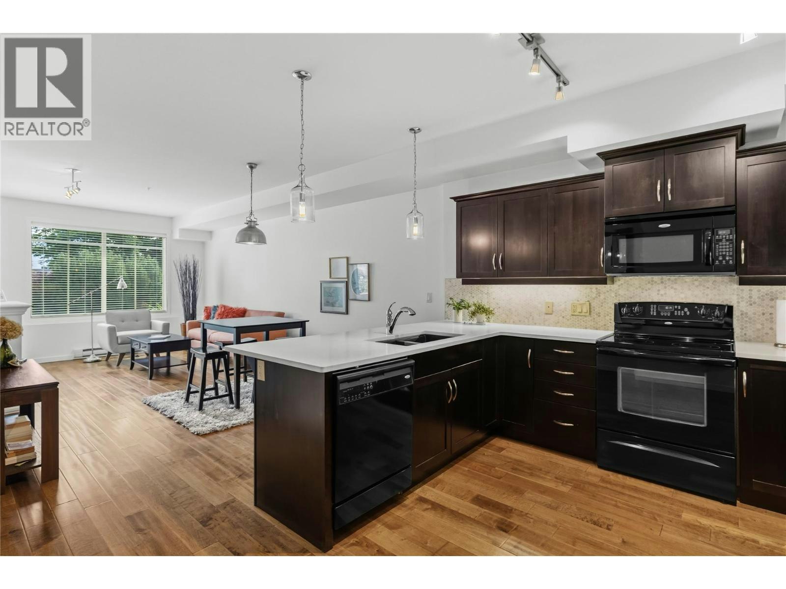 110-3735 Casorso Road, Kelowna, BC, V1W 5G1