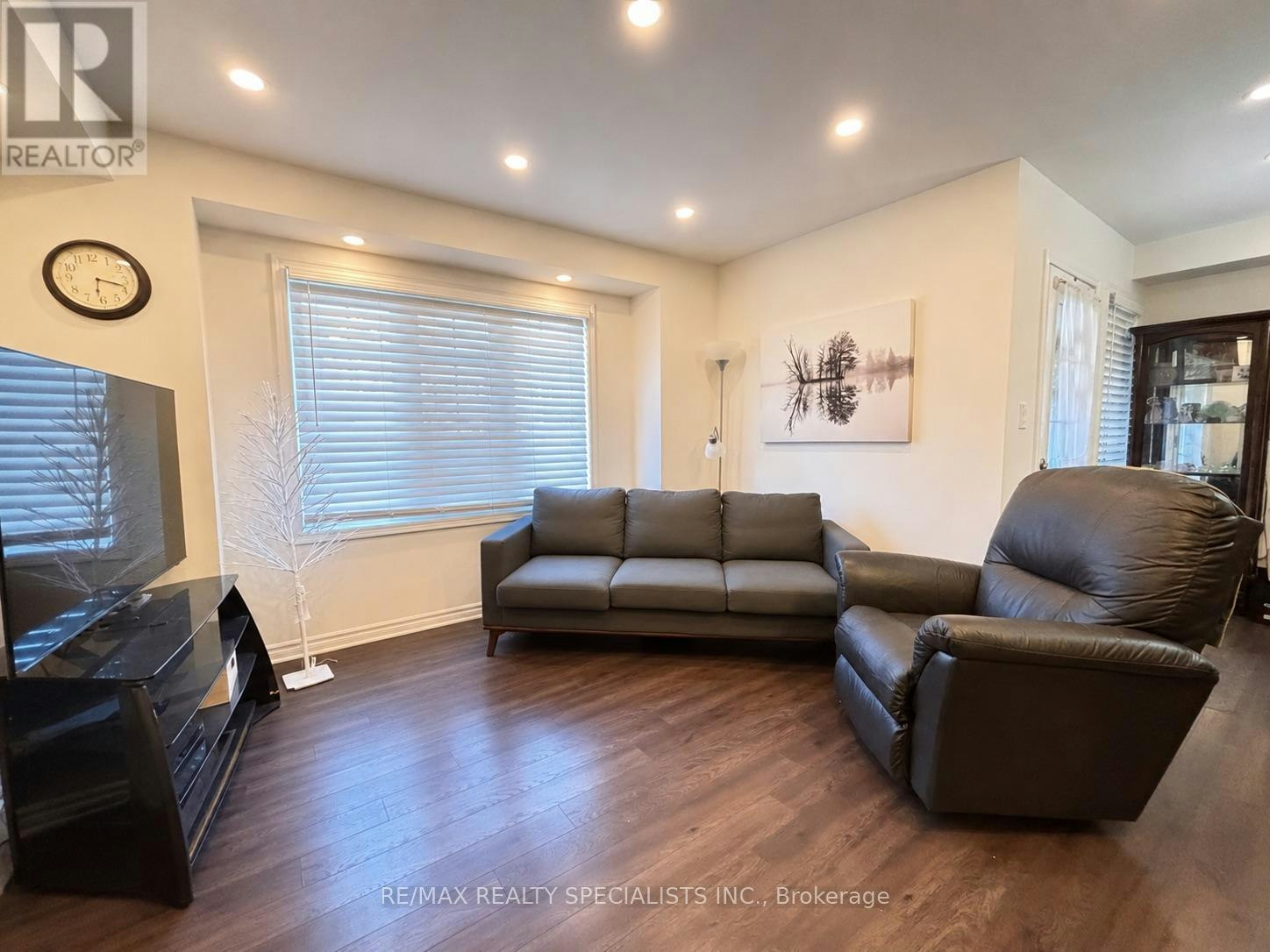 127 Frost Court, Milton, ON, L9E 1G2 - 5