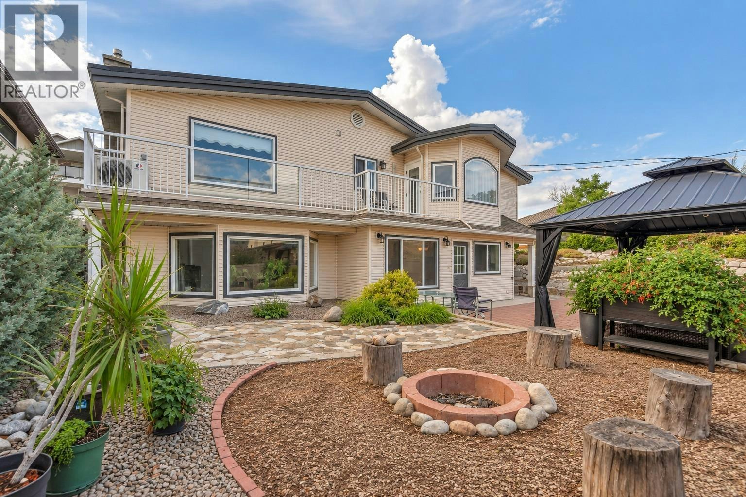 6764 Lakeside Drive, Oliver, BC, V0H 1T4