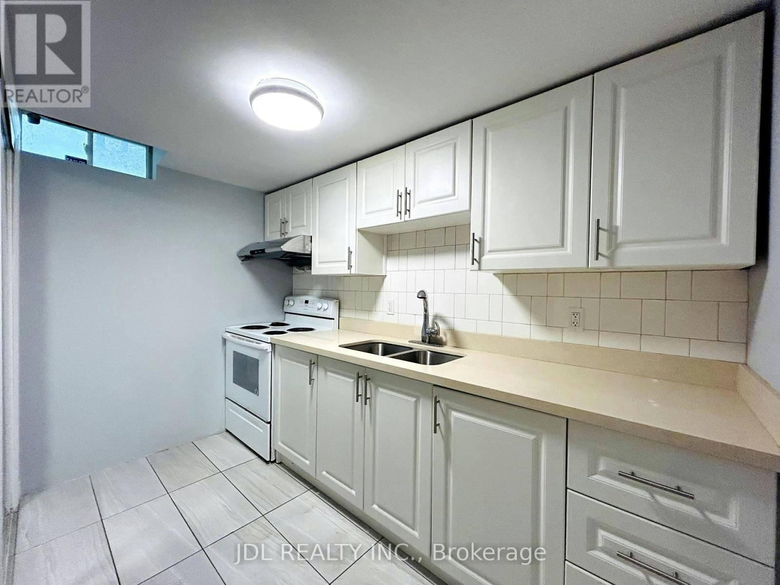 80 Caproni Drive, Vaughan, ON, L6A 1Y1 - 28