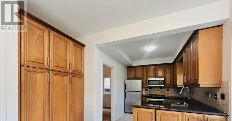 80 Caproni Drive, Vaughan, ON, L6A 1Y1 - 12