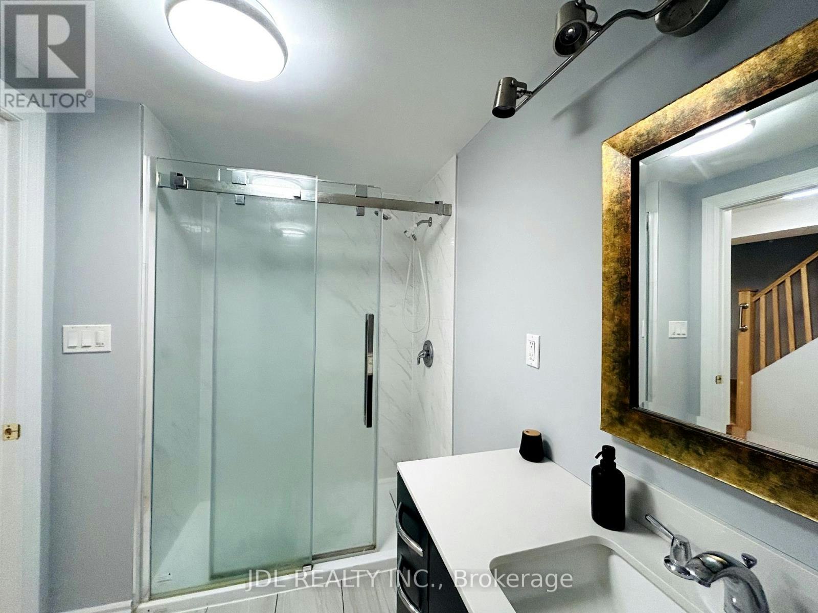 80 Caproni Drive, Vaughan, ON, L6A 1Y1 - 31