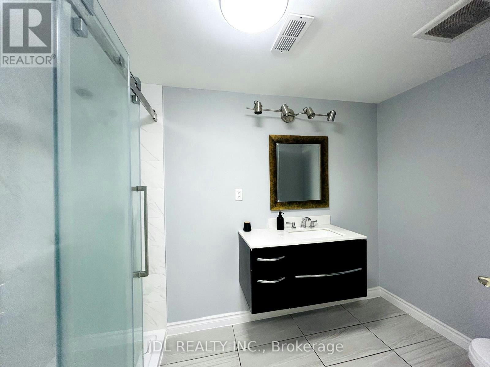 80 Caproni Drive, Vaughan, ON, L6A 1Y1 - 30