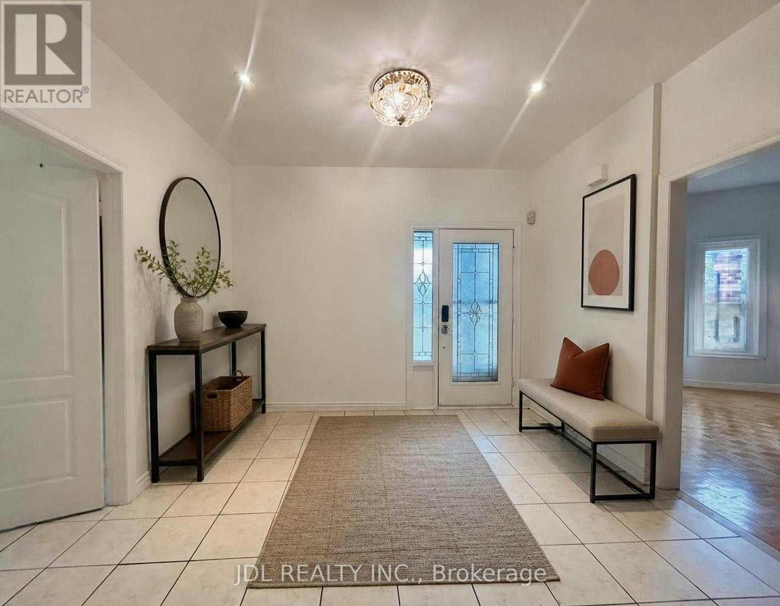 80 Caproni Drive, Vaughan, ON, L6A 1Y1 - 4