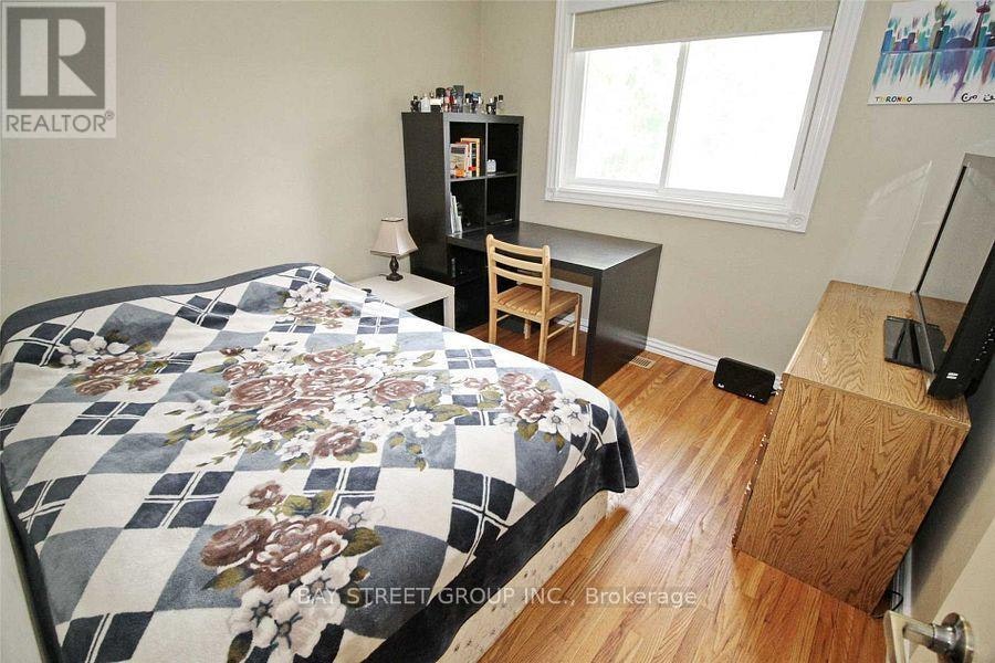 MAIN FL-324 Elmwood Avenue, Richmond Hill, ON, L4C 1L8 - 10
