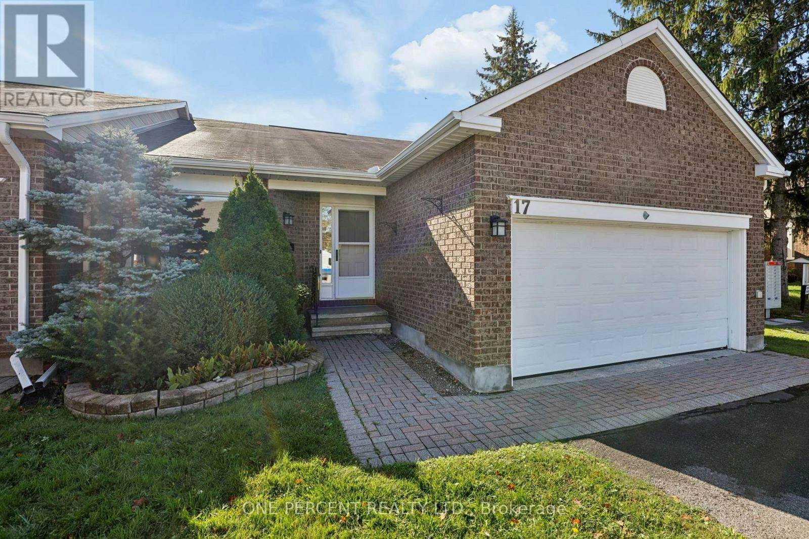 9-17 Pine Needles Court, Ottawa, ON, K2S 1G5