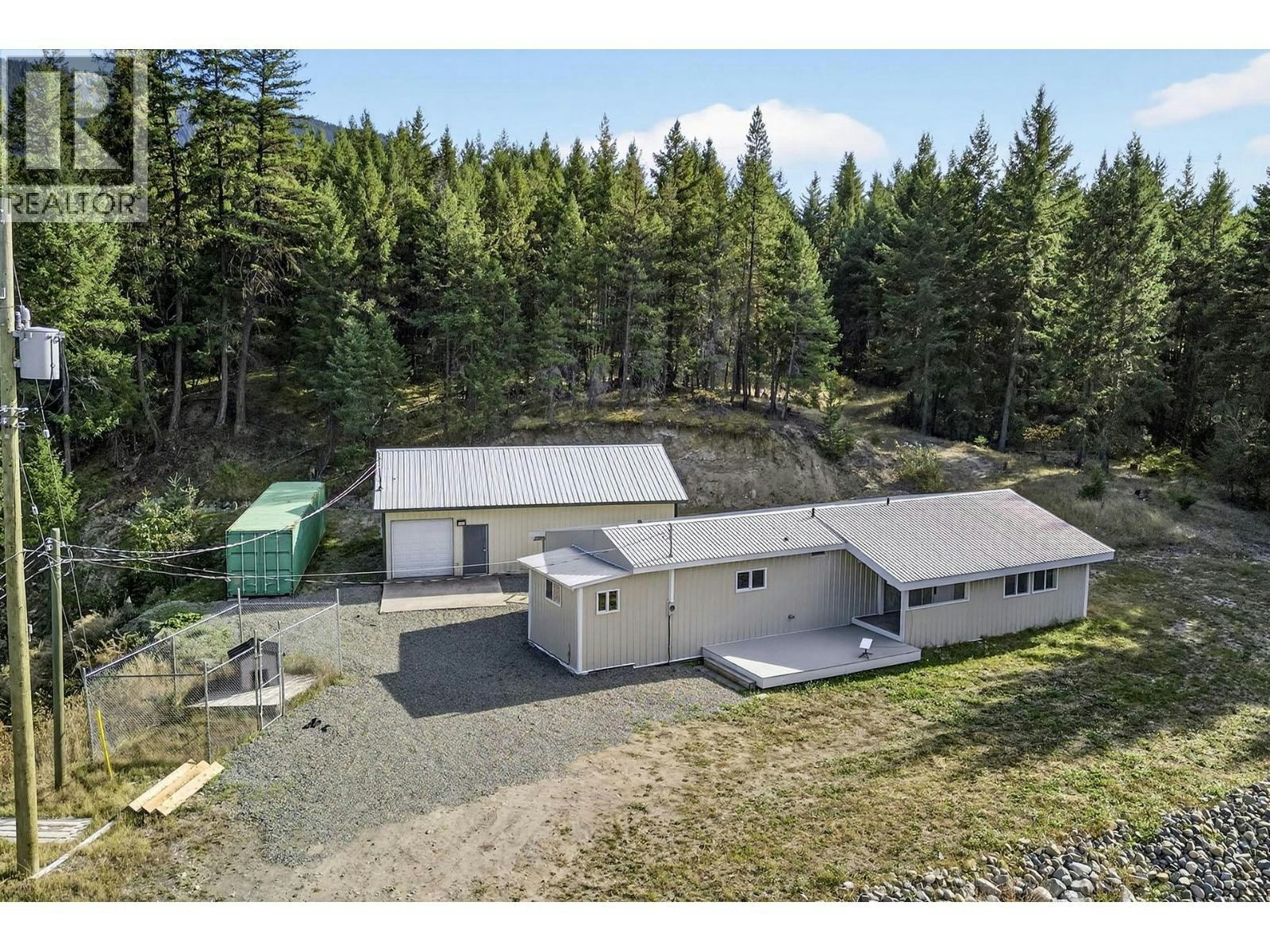 888 Barriere Lakes Road, Barriere, BC, V0E 1E1