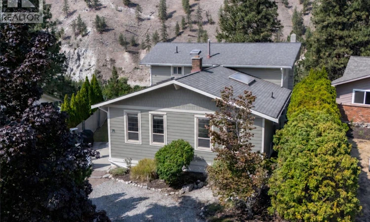 157 Adams Crescent