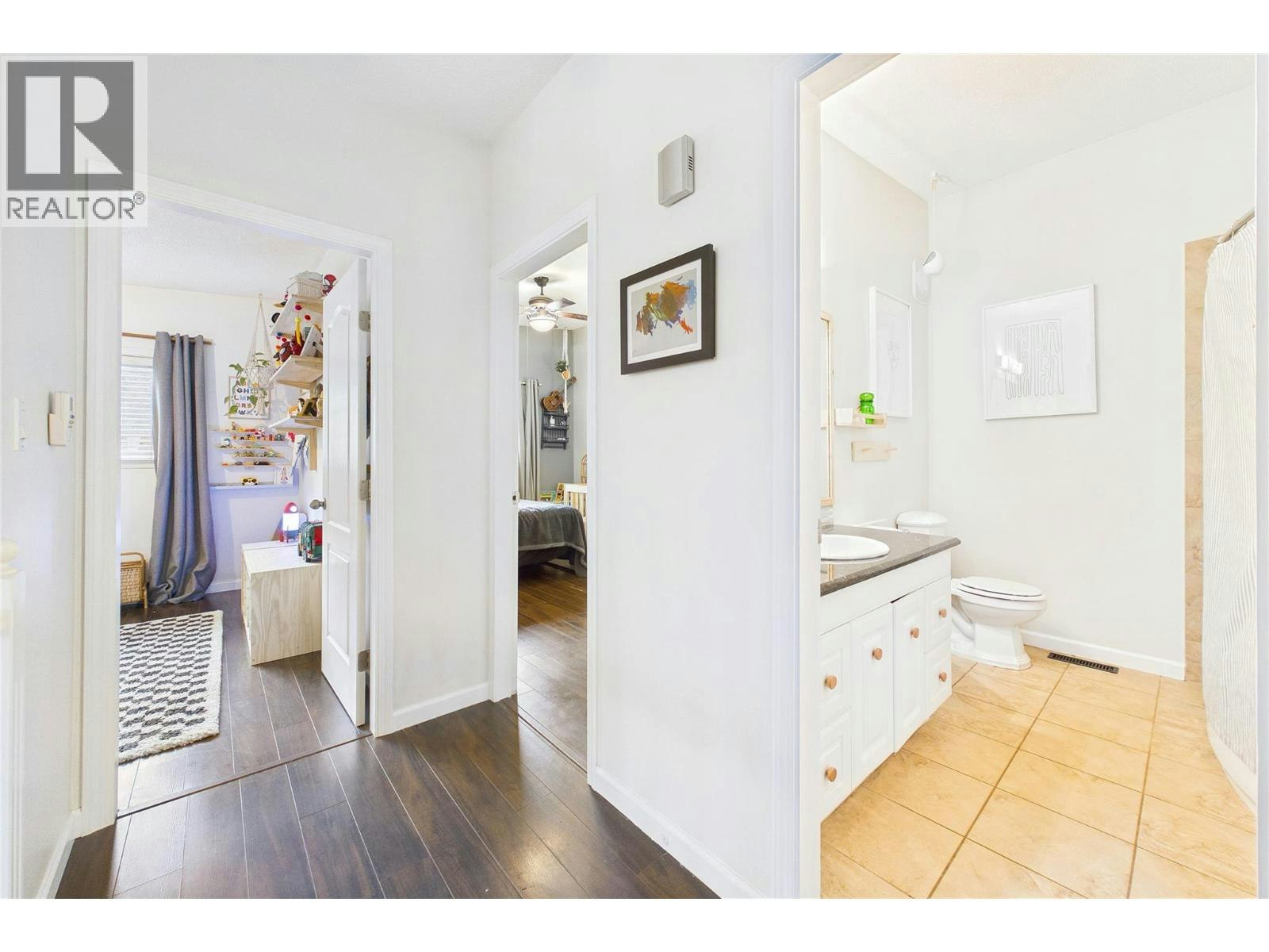 1393 S Highland Drive, Kelowna, BC, V1Y 3W2 - 17
