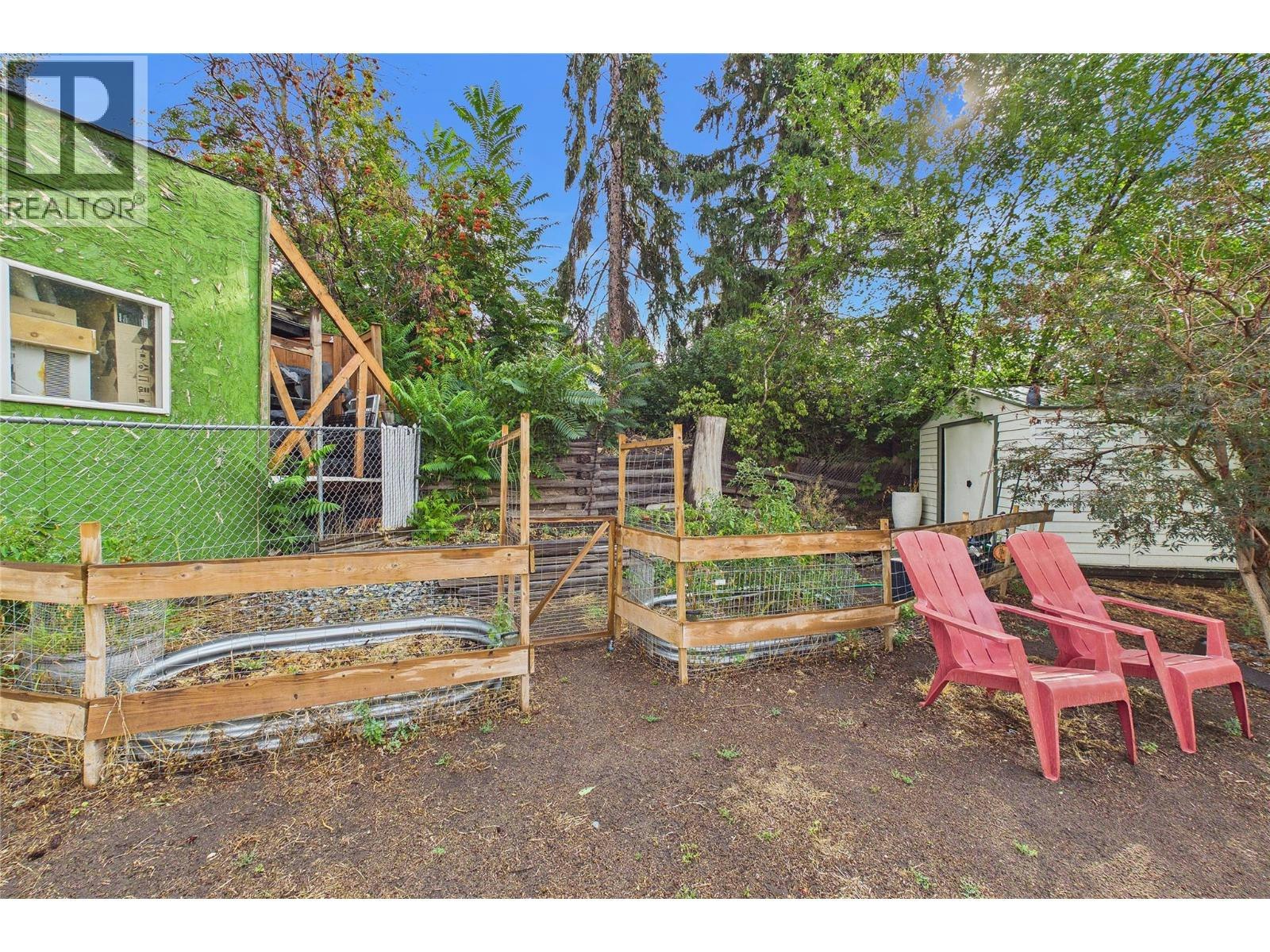 1393 S Highland Drive, Kelowna, BC, V1Y 3W2 - 38