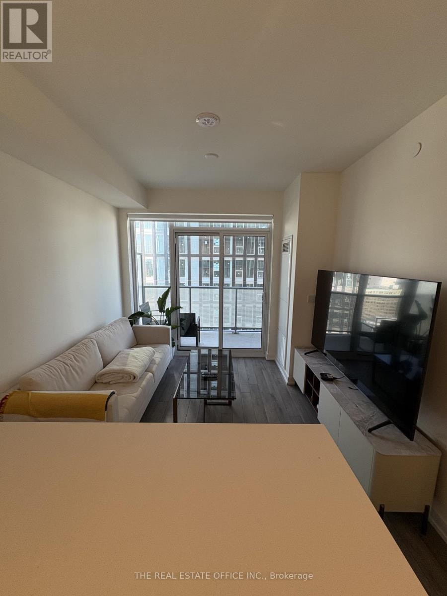 3301-89 Church Street, Toronto, ON, M5C 0B7 - 2