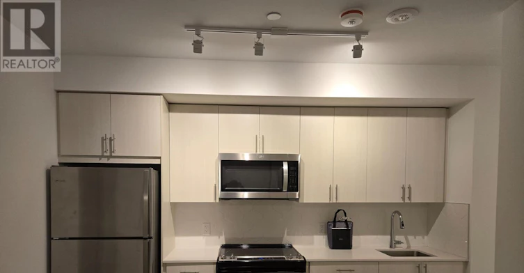 916-2545 Simcoe Street N, Oshawa, ON, L1H 7K4 - 6