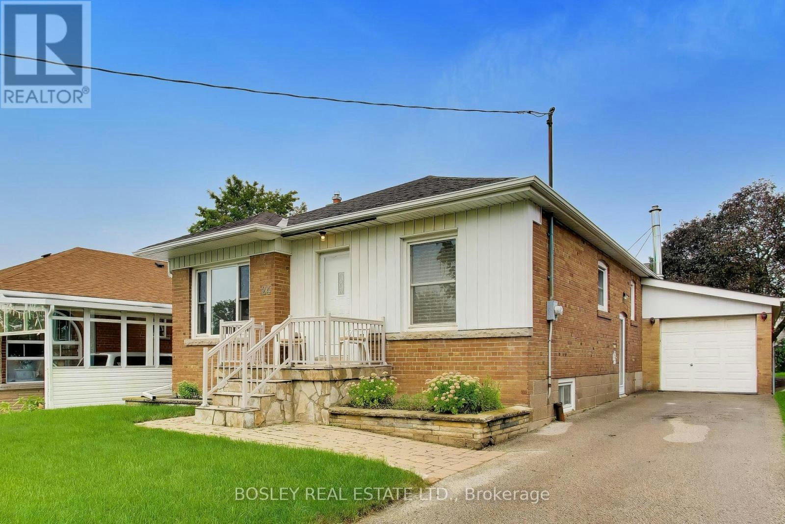 24 Tulip Drive, Toronto, ON, M1R 1W1
