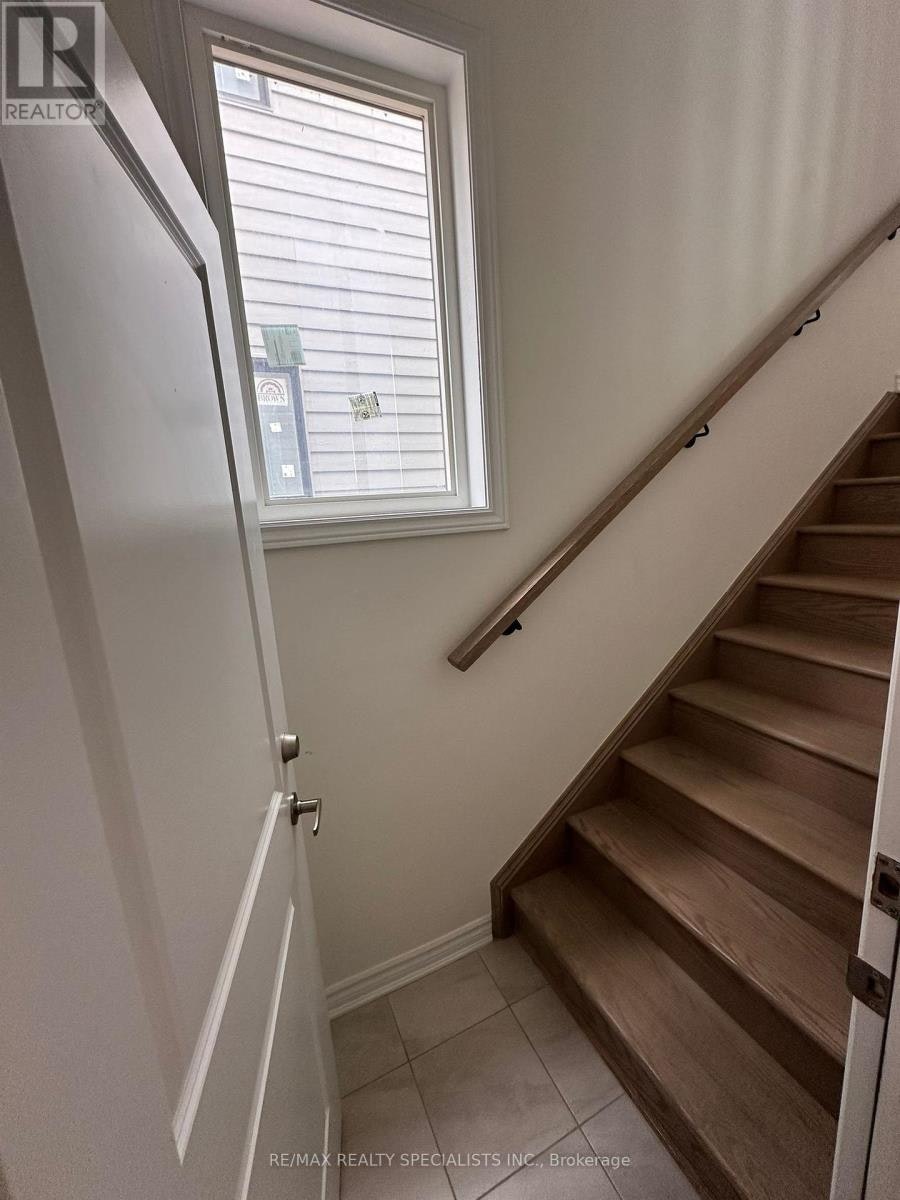 UPPER-26 Thornbird Crescent, Brampton, ON, L6V 3N5 - 4