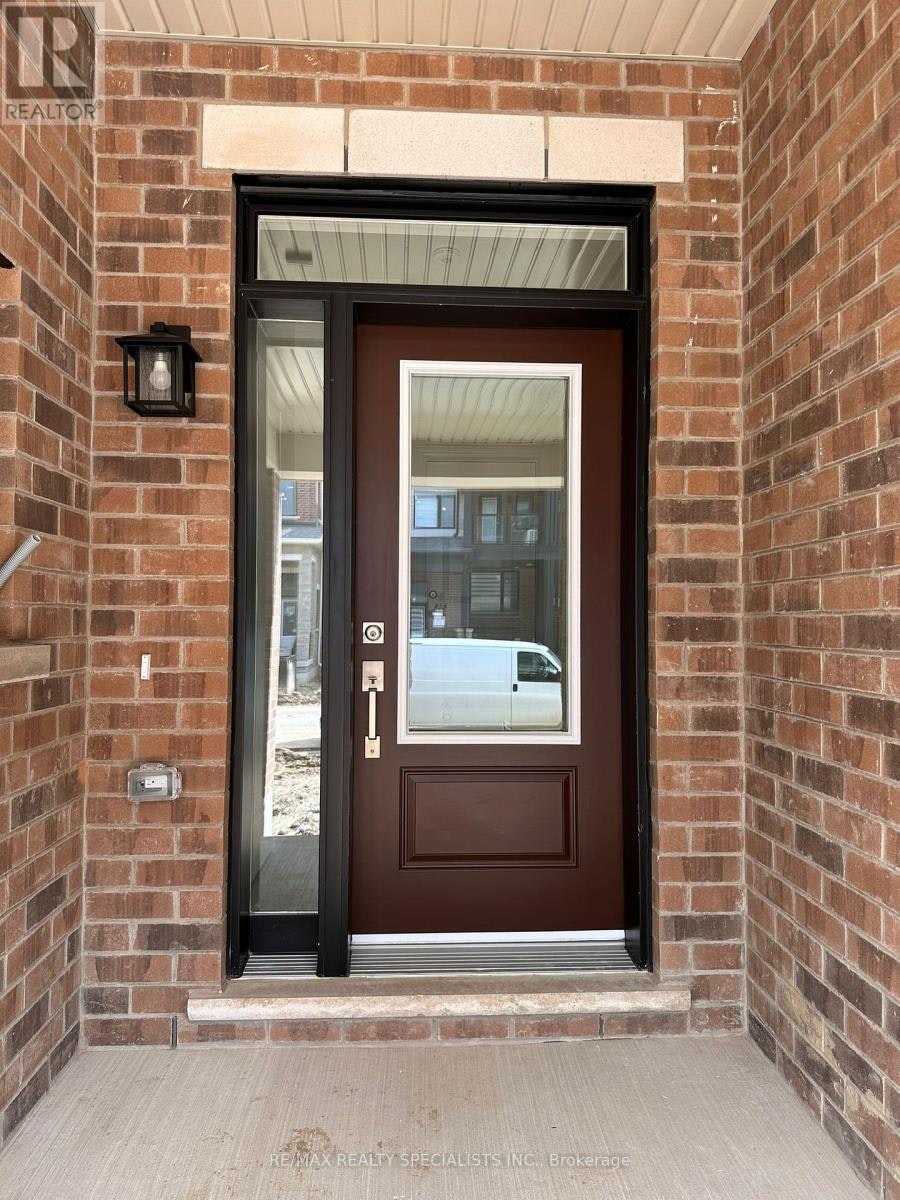 UPPER-26 Thornbird Crescent, Brampton, ON, L6V 3N5