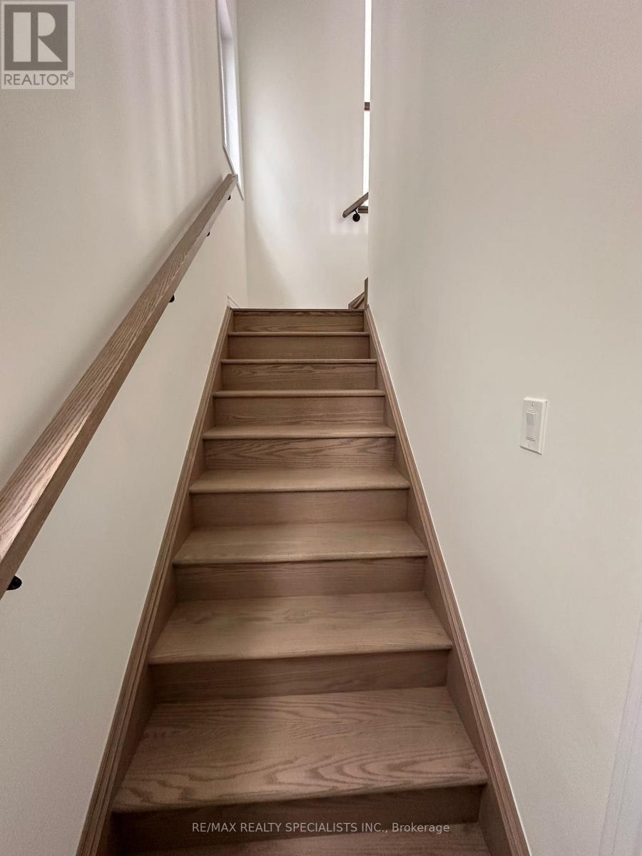 UPPER-26 Thornbird Crescent, Brampton, ON, L6V 3N5 - 5