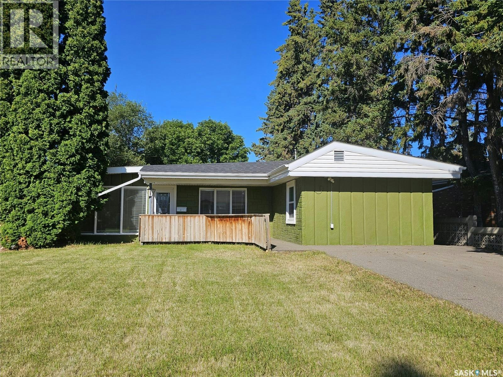 1971 99th Street, North Battleford, SK, S9A 0S1