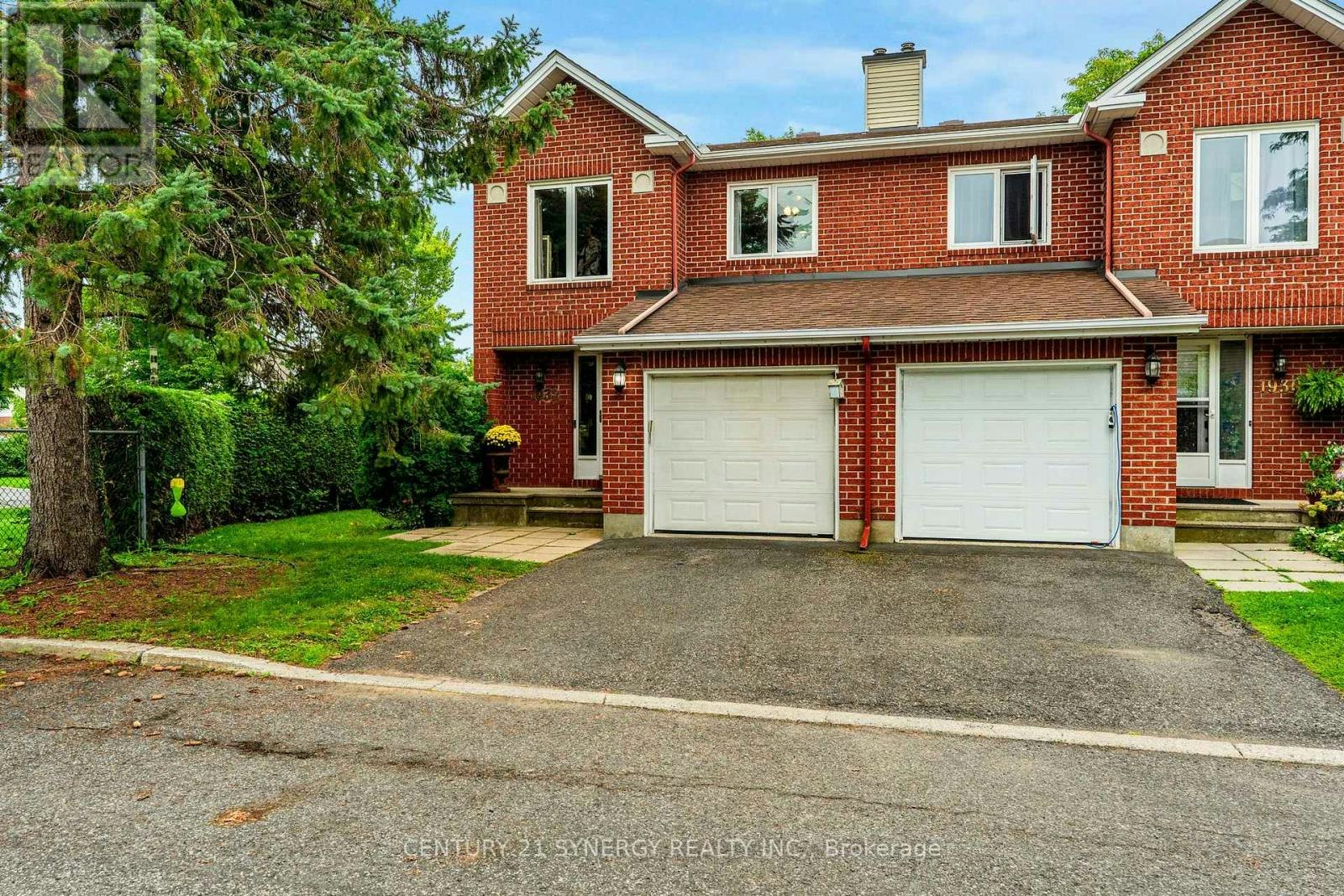 1932 Ashmont Street, Ottawa, ON, K1C 7B9