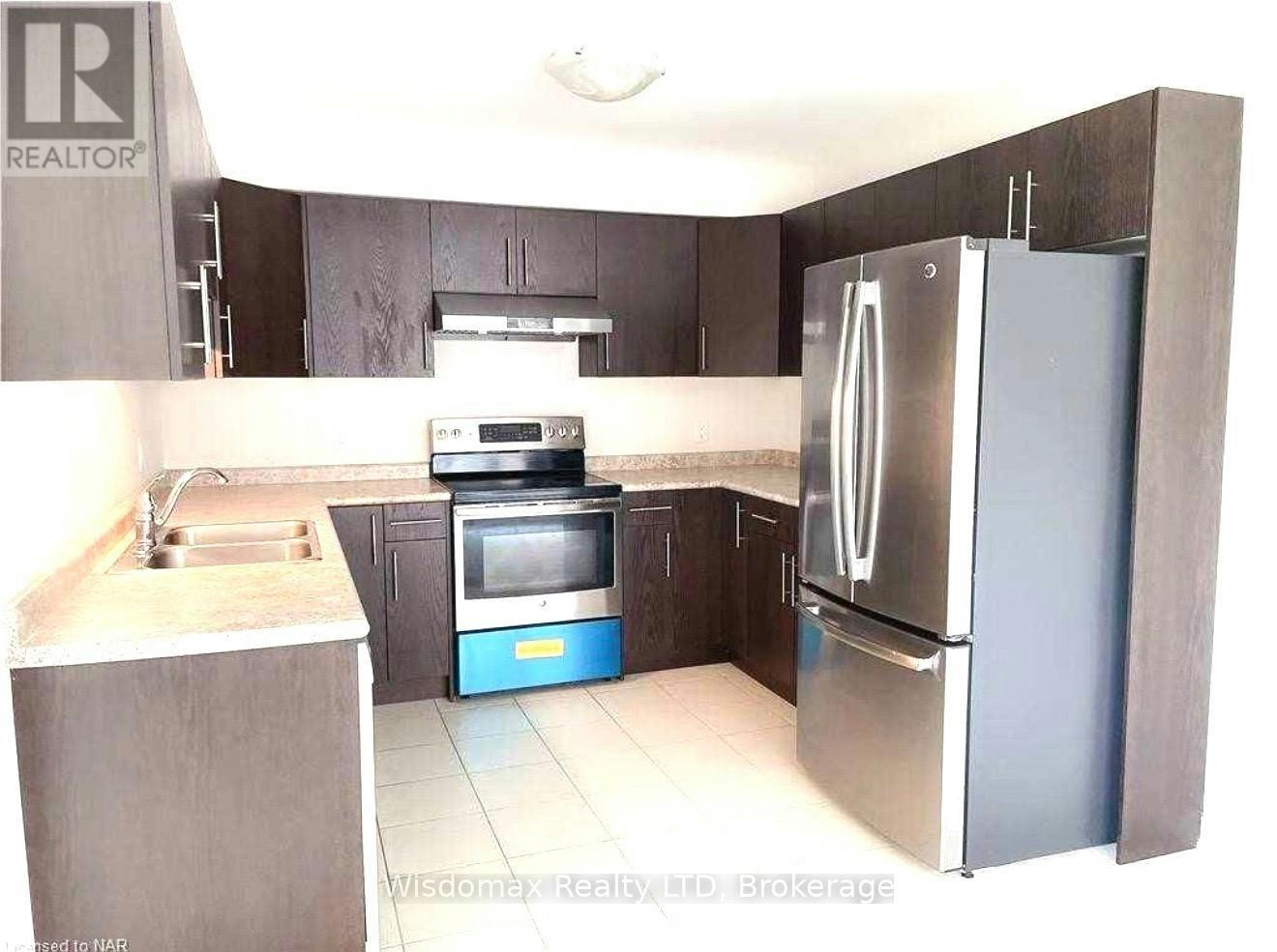 16 Elderberry Road, Thorold, ON, L2V 5G6 - 2