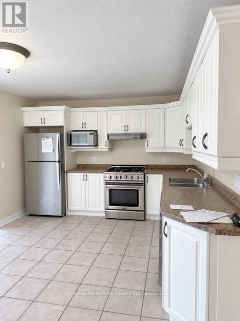 1464 Thornton Road, Oshawa, ON, L1L 0P2 - 4