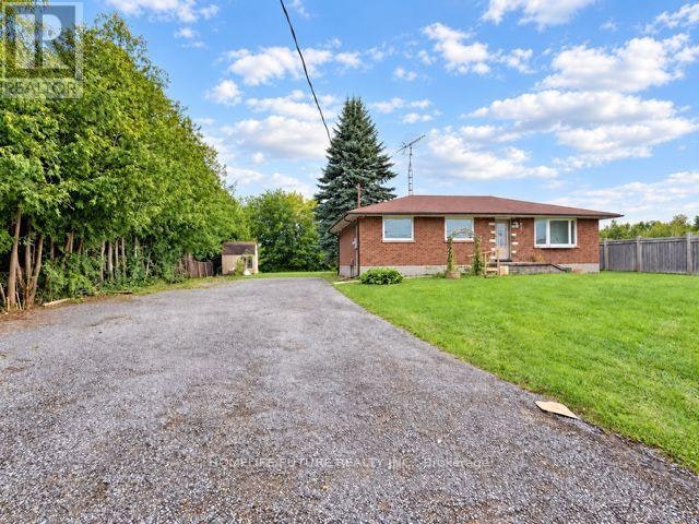 1464 Thornton Road, Oshawa, ON, L1L 0P2 - 3