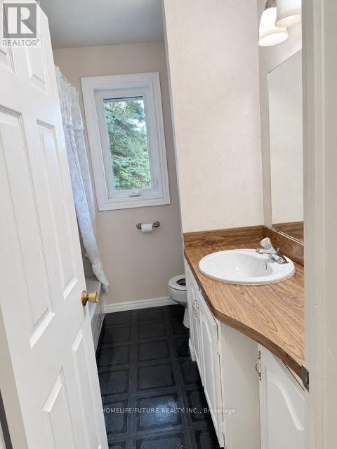 1464 Thornton Road, Oshawa, ON, L1L 0P2 - 9
