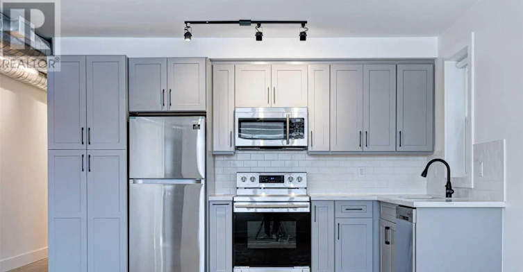 MAIN-87 Hammersmith Avenue, Toronto, ON, M4E 2W3 - 2