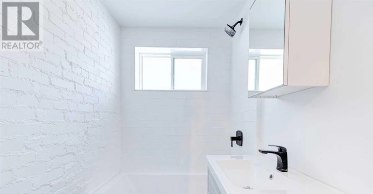 MAIN-87 Hammersmith Avenue, Toronto, ON, M4E 2W3 - 7