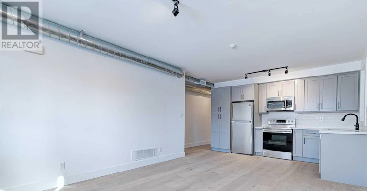 MAIN-87 Hammersmith Avenue, Toronto, ON, M4E 2W3 - 3