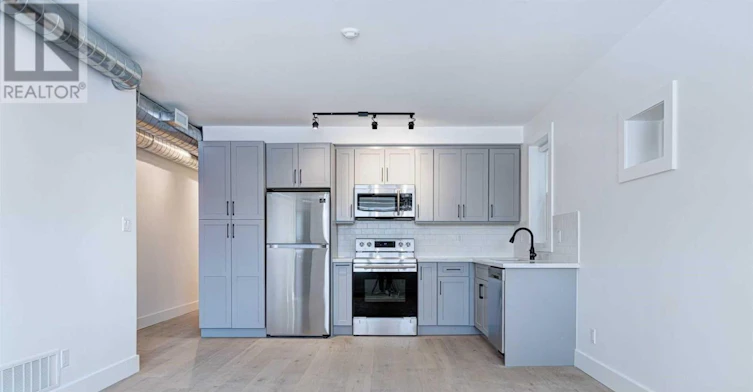 MAIN-87 Hammersmith Avenue, Toronto, ON, M4E 2W3 - 15
