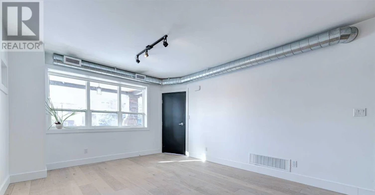 MAIN-87 Hammersmith Avenue, Toronto, ON, M4E 2W3 - 16