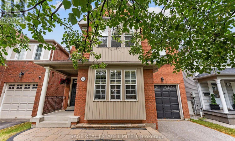 34 Mcsweeney Crescent