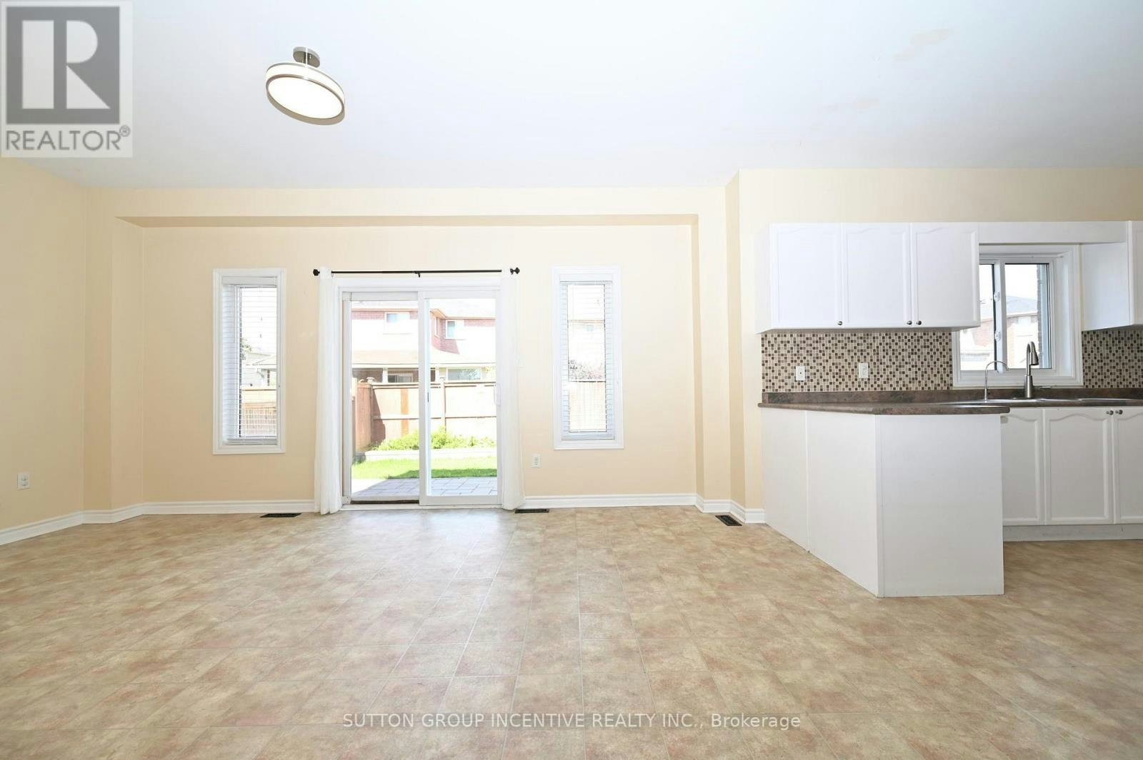 149 Raymond Crescent, Barrie, ON, L4N 0V7 - 8