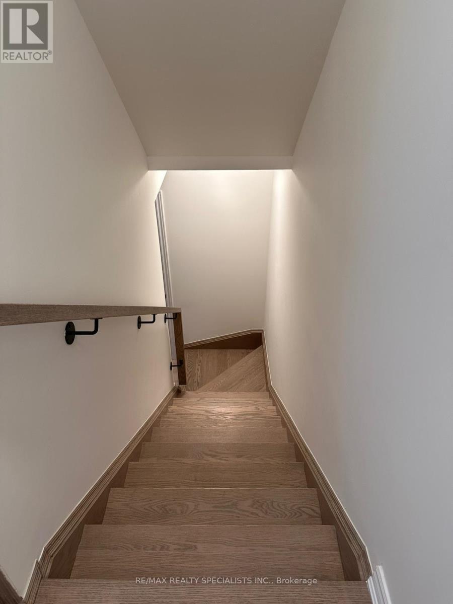 MAIN-26 Thornbird Crescent, Brampton, ON, L6V 3N5 - 9
