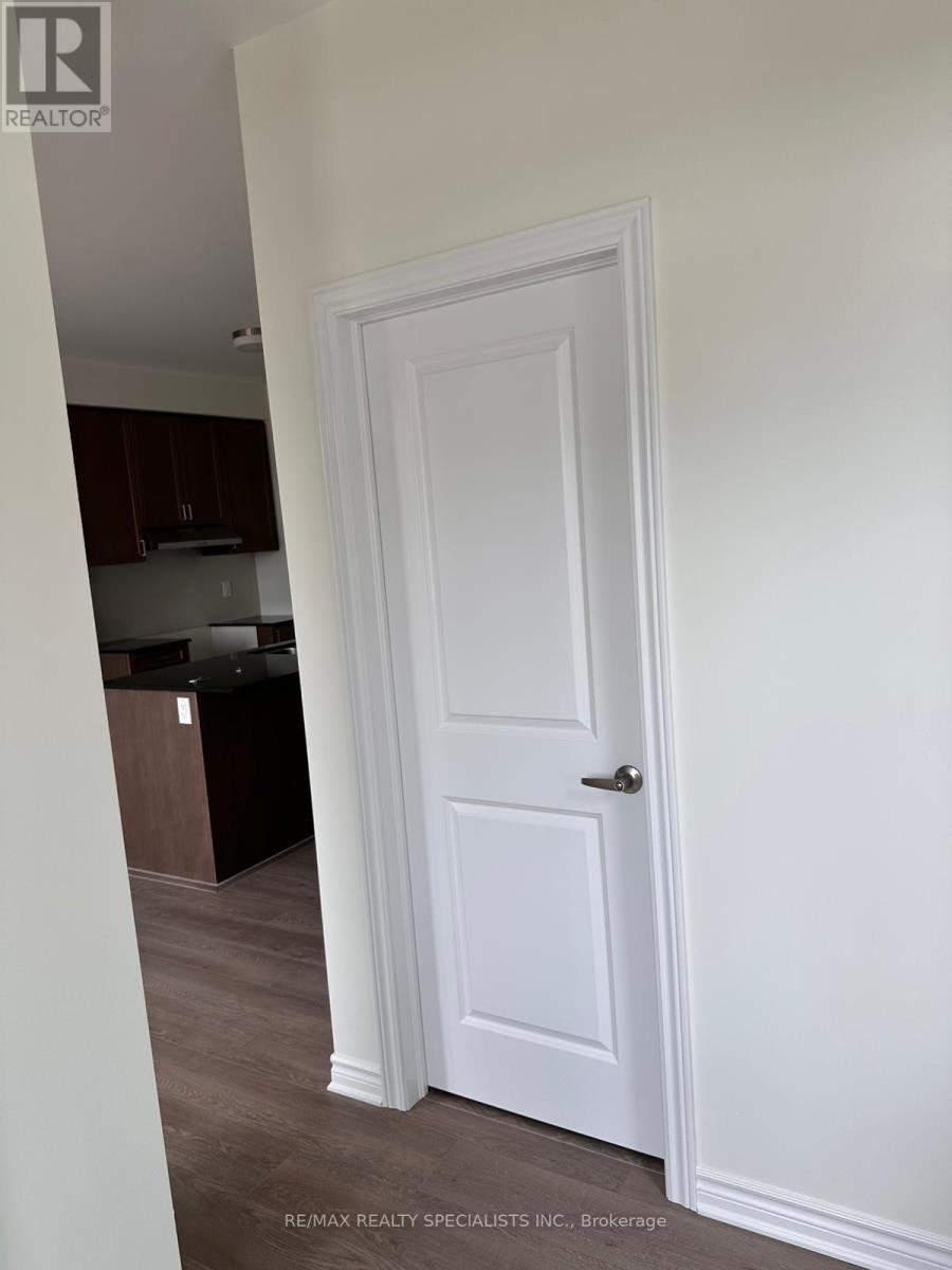 MAIN-26 Thornbird Crescent, Brampton, ON, L6V 3N5 - 3