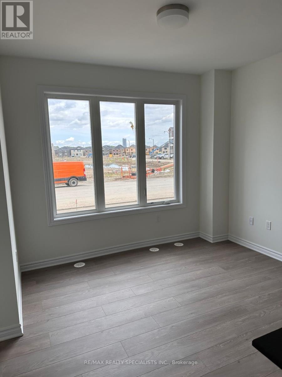 MAIN-26 Thornbird Crescent, Brampton, ON, L6V 3N5 - 5