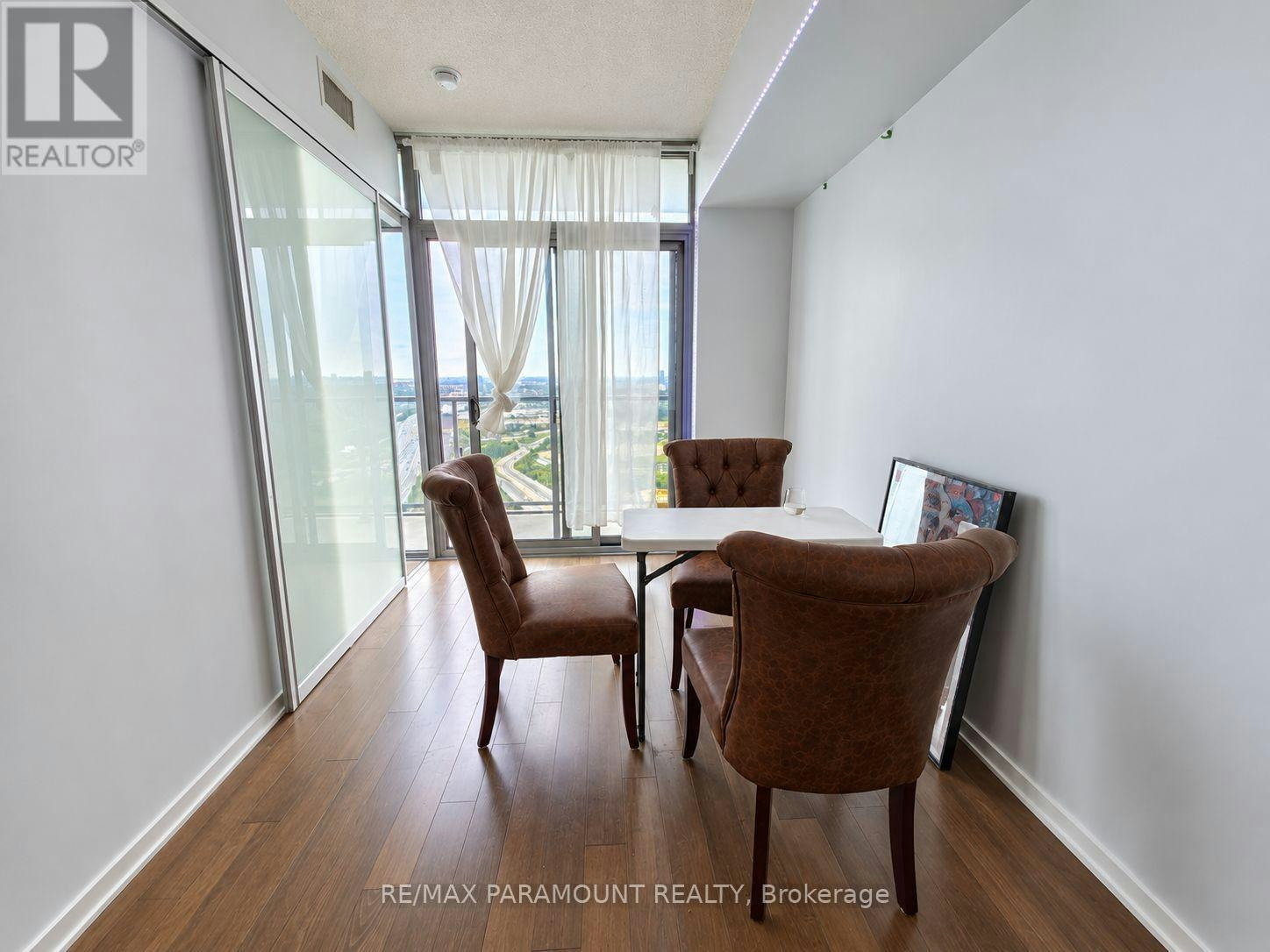 3209-105 The Queensway, Toronto, ON, M6S 5B5 - 6