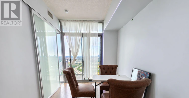 3209-105 The Queensway, Toronto, ON, M6S 5B5 - 6