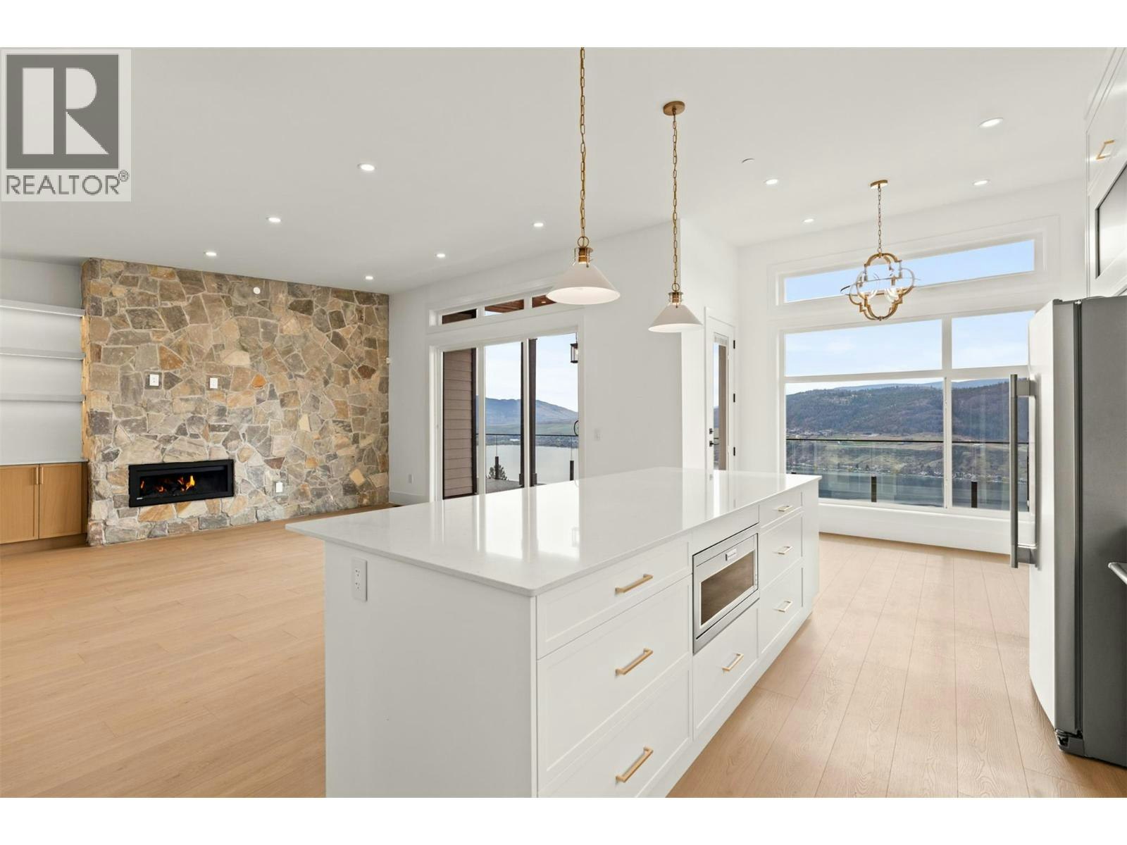 8924 Tavistock Road, Vernon, BC, V1H 2L4 - 10